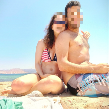 זוג צעיר וסקרן