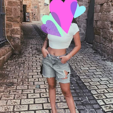 אישה לעניאן