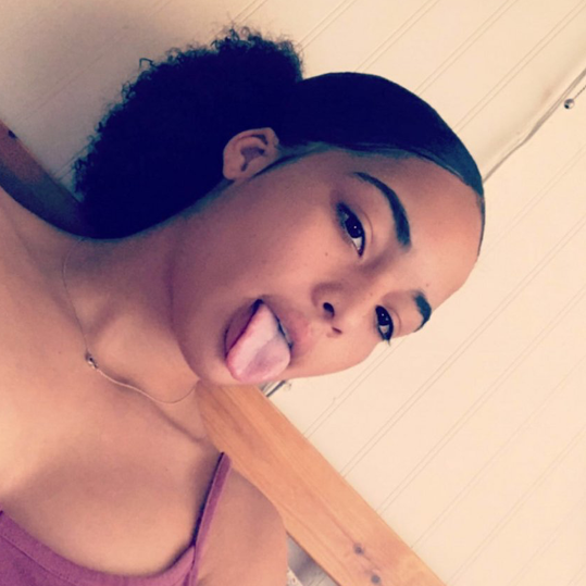 Ella375