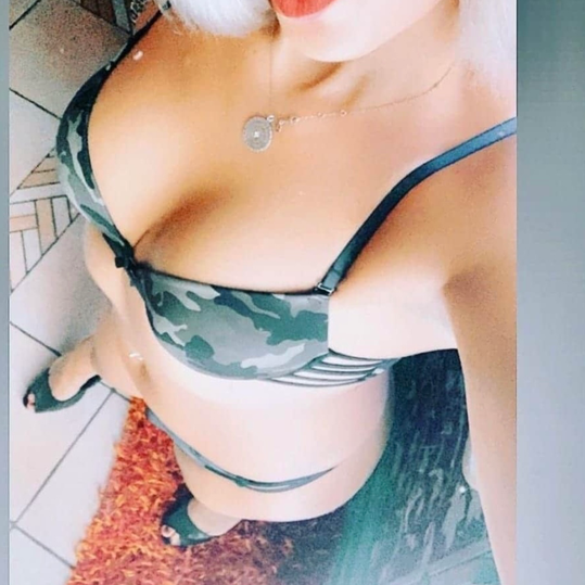 אדם ו קורל