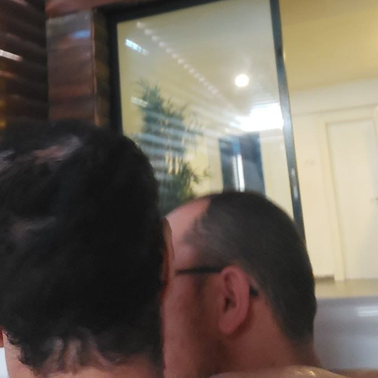 אדם ודולי